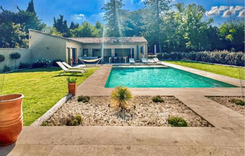 Gorgeous Home In Noves
