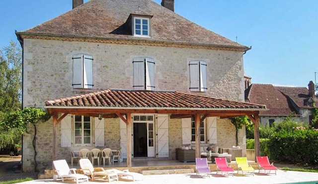 Gorgeous home in Tauriac