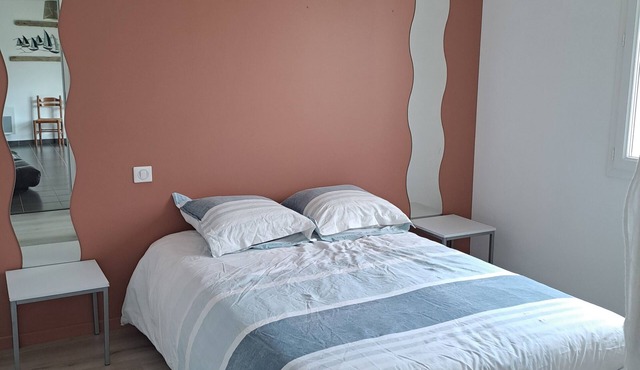 House Marennes town center. 10 minutes from beaches, ideal for family