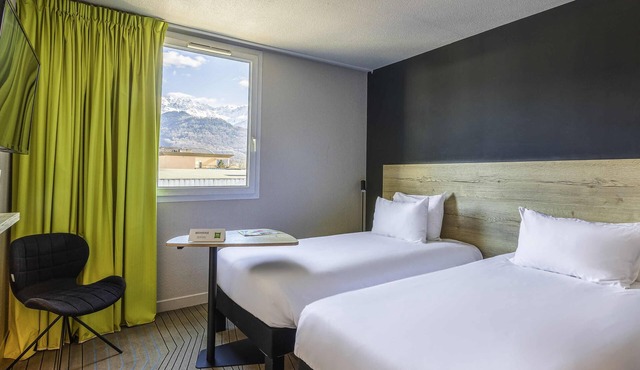 ibis Styles Crolles Grenoble A41