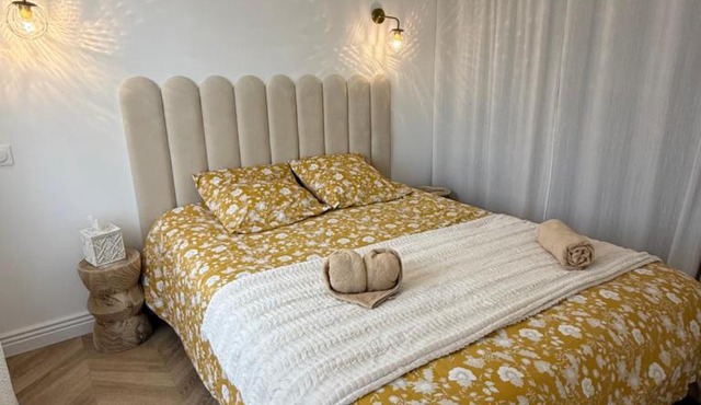 Le Balcon petit extérieur Idéal familles & couples à 10 min Disneyland Paris avec lit Queen size & parking privé
