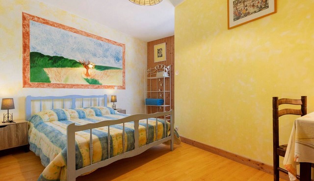 Le Volcan d'Aizac B&B – Yellow Room