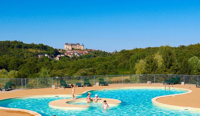 Les SOURCES Comfort, SPA, Pool, Fishing pond, Playground, Jacuzzi.