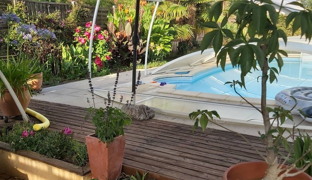 Logement de Charme Refait à Neuf Avec Piscine et Climatisation