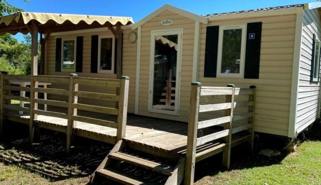 Mobile home 6 pers with terrace at Arquebuse campsite