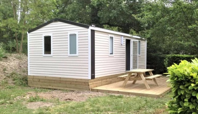 Mobile home with terrace - 6 guests