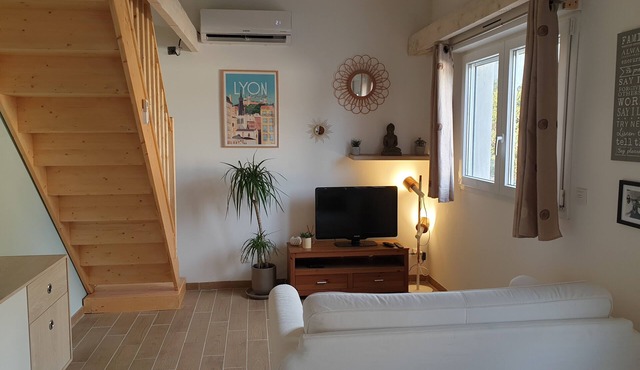 Nice little detached house near town center