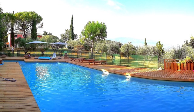 Olive trees - 1 bedroom, parking, terrace, private entrance, garden view, swimming pool