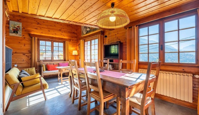 Oregon 2 : Demi chalet, lumière et confort alpin