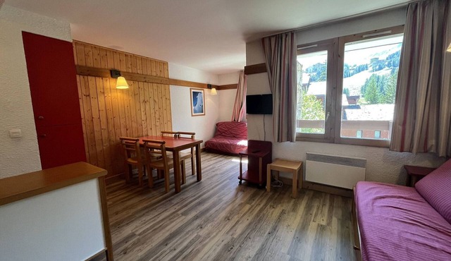 Quiet apartment with pool, parking, pets allowed - La Plagne 1800