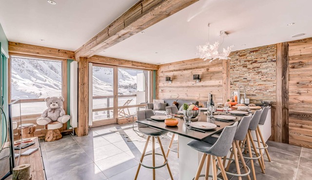 Renovated 3* Apartment - 6 pax - Balcony, Wifi included