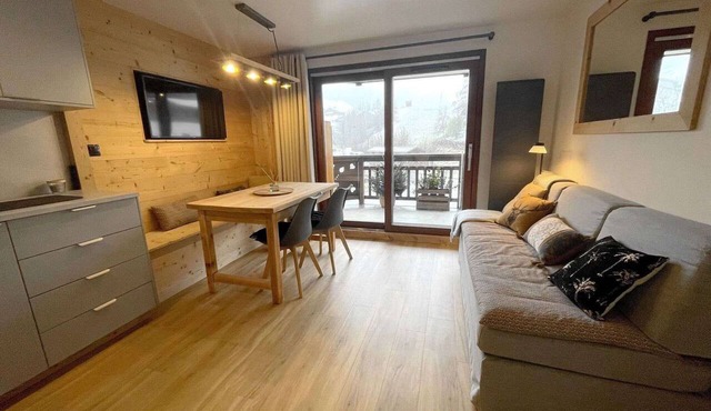 Renovated apartment, great location - 4 guests