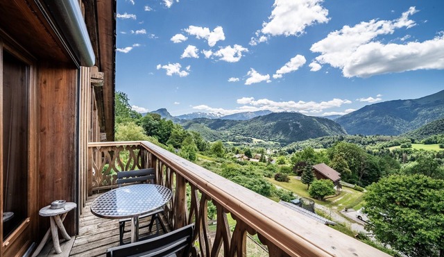 Renovated Farmhouse in Mieussy with Mountain View, Private Terrace and Wi-Fi
