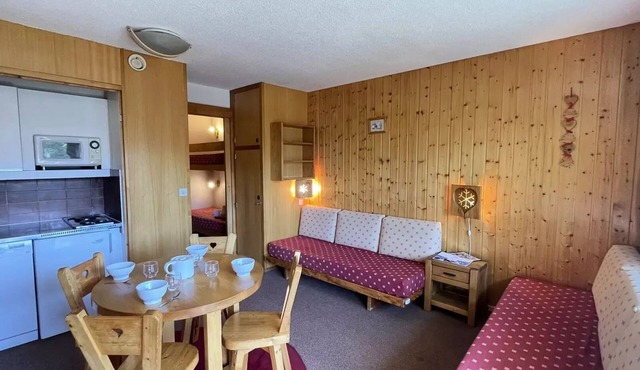 Residence Les Cytelles - Studio for 4 people in Meribel Altiport, at the foot of the slopes and close to the golf course