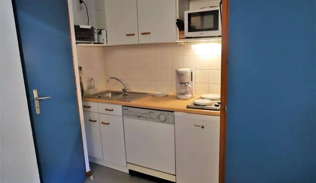 Residence Val Blanc 1 - Apartment 2 to 4 people in the heart of the village, near the slopes
