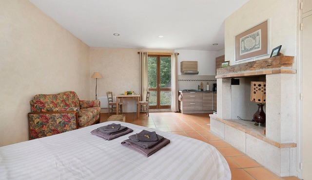 Rural Studio at the Foot of Puycelsi