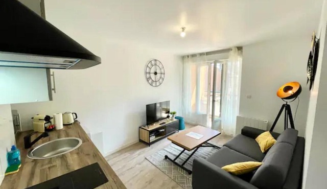SOBNB Adrien Ligué D -Appartement neuf centre ville d'Annemasse