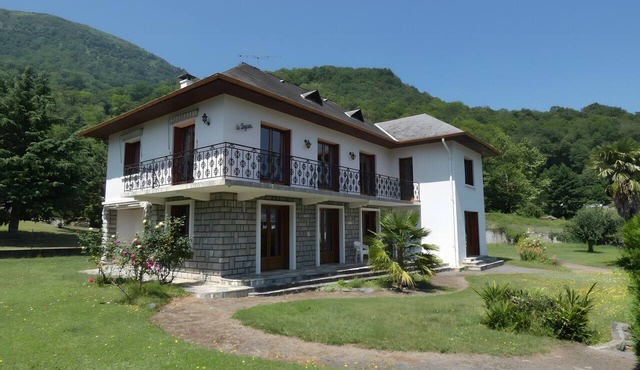 Spacious Family Home, Villa Pierrafeu in Pierrefitte-Nestalas