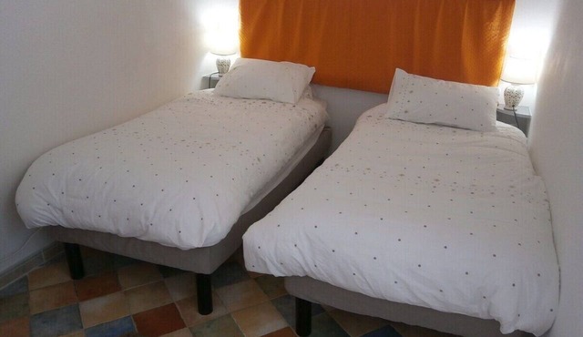 Spacious loft apartment in charming Saint-Chinian