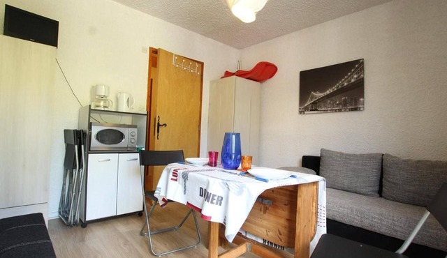 Studio à Serre-Chevalier avec Parking, Wifi et Local à Ski - FR-1-330E-65