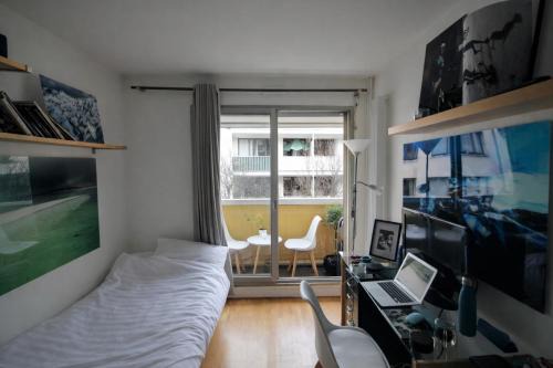 Studio avec balcon dans le 17ème in Paris