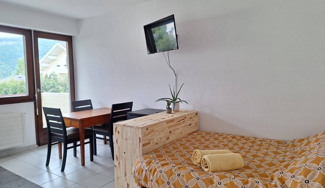 Studio "Les Cascades" with Mountain View, Balcony, and Wi-Fi