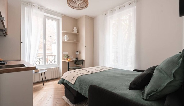 Studio near Paris – RER C within walking distance | 15 min to Orly