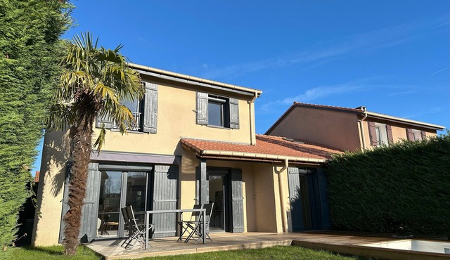 Sunny House - Villa 4 Chambres - Saint Genis Les Ollières
