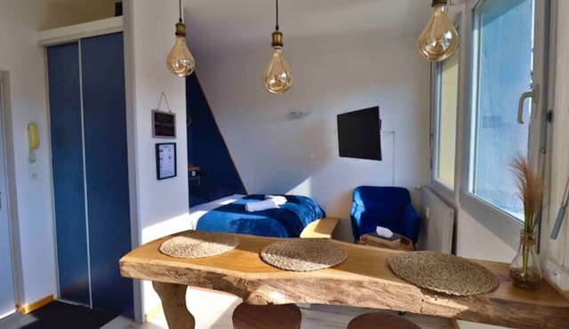 Superbe Studio Cosy Atypique 3 Étoiles in Montbéliard