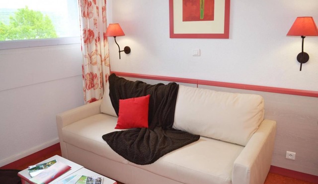 Swimming pool, parking, tv, 54m², Les Rousses