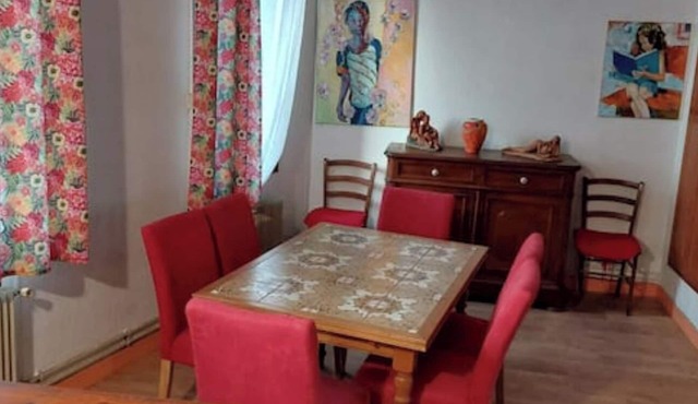 T 3 Dans Maison Avec Terrasse et Climatisation