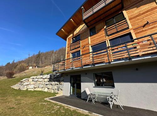 The Haven Montriond jardin 4 personnes