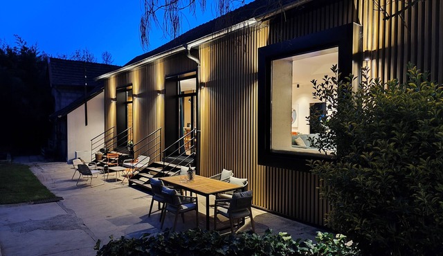 Top-of-the-range accommodation in exceptional surroundings, private pond and canal