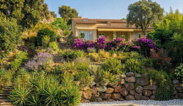 Villa 8 pers private pool close to near Cannes
