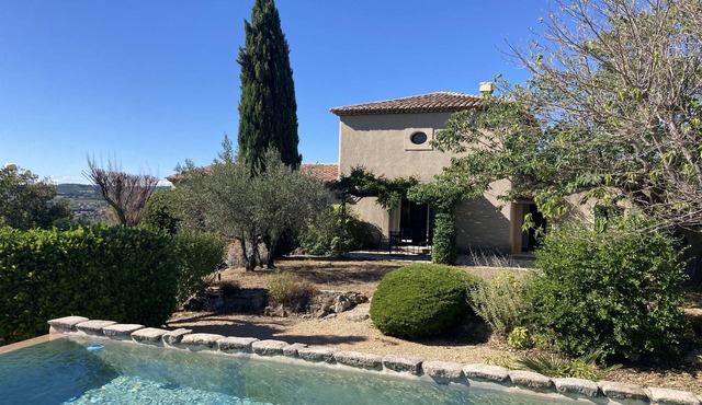 Villa provençale 6 pers, Piscine à débordement/Vue exceptionnelle/2 SDB, Ventoux