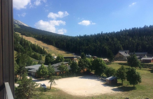 Foot Of The Slopes Lans 