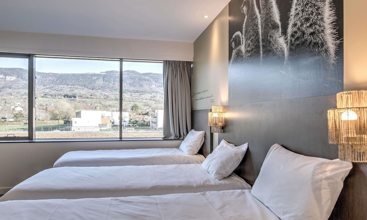 Neydens Hotel | ibis Styles Saint Julien en Genevois Vitam