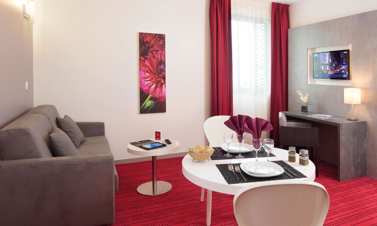 Montbonnot-Saint-Martin Apartment | Appart'City Confort Grenoble Inovallée