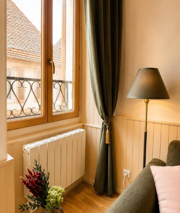 Saint-Genix-sur-Guiers Apartment | Le Refuge de Mandrin, Elegance et tranquilité
