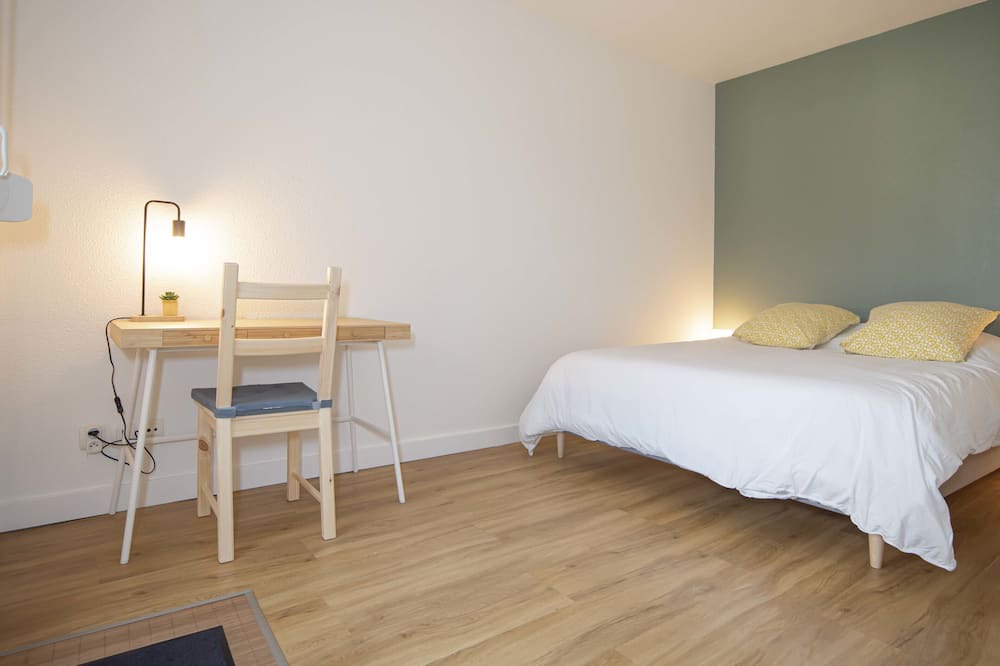 Photo of Bedroom in Villette - Maisons Neuves