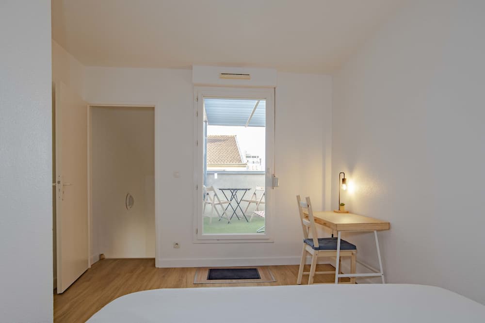 Photo of Bedroom in Villette - Maisons Neuves