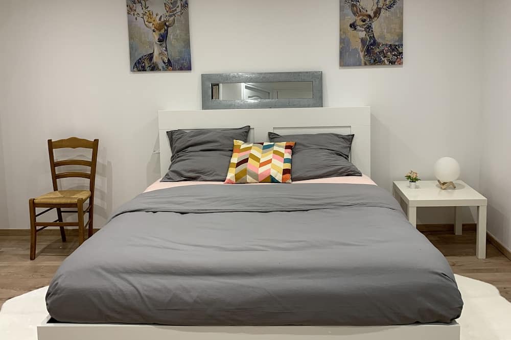 Photo of Bedroom in Noyarey