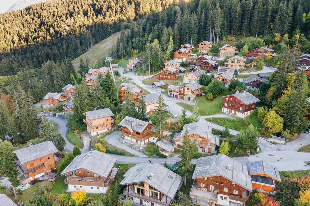 Photo of Outdoor in La Perriere