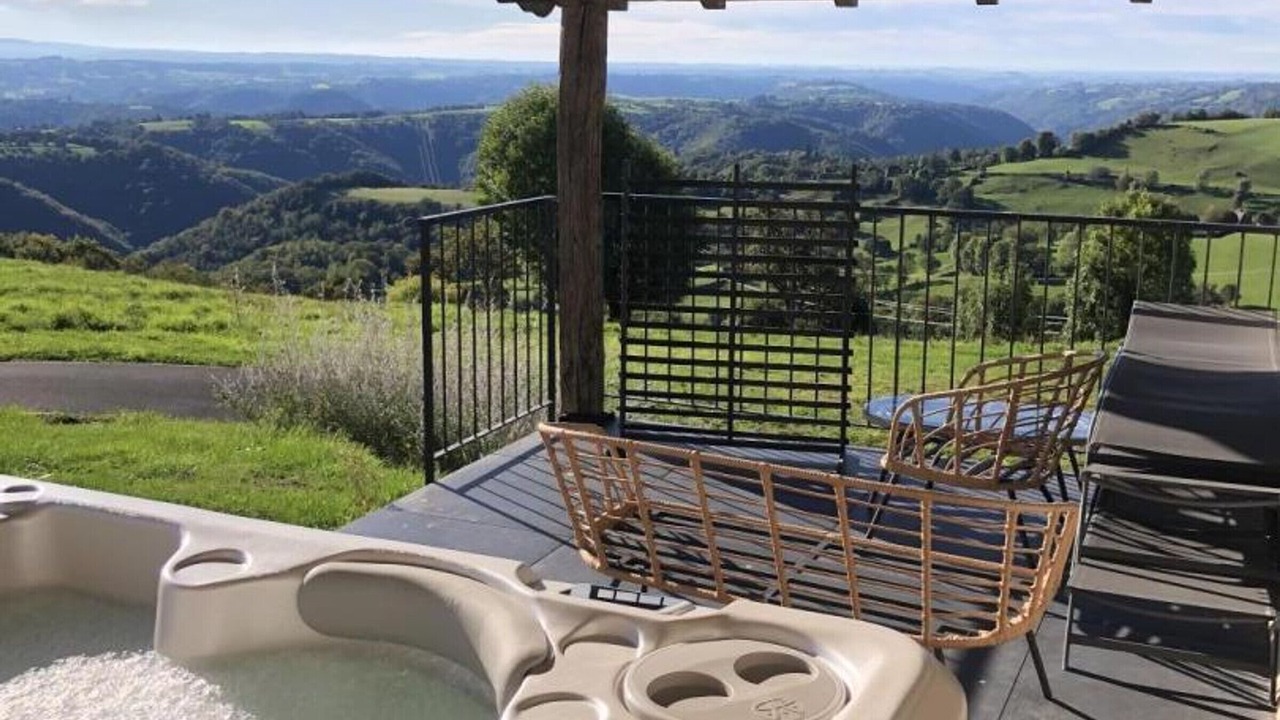 Photo of Outdoor in Carlat
