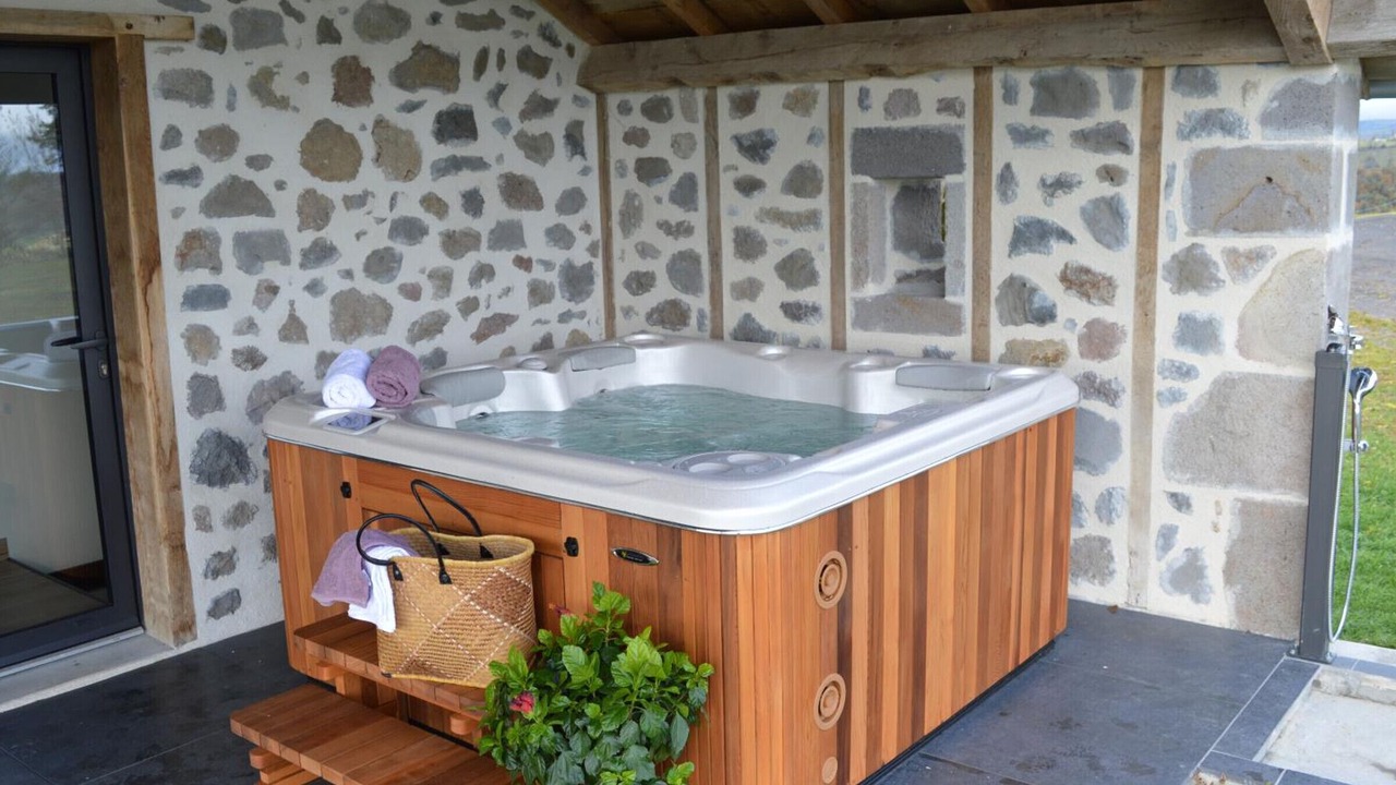 Photo of Outdoor in Carlat