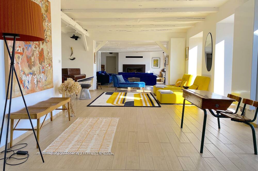 Photo of Livingroom in Soulages-Bonneval