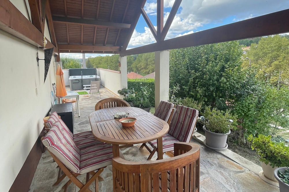 Photo of Patio Balcony in Cransac