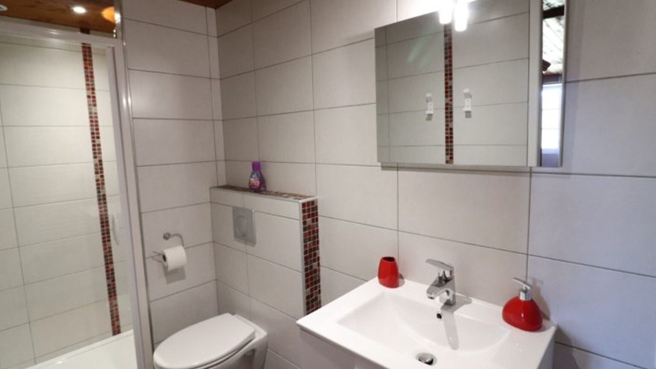 Photo of Bathroom in Jou-sous-Monjou