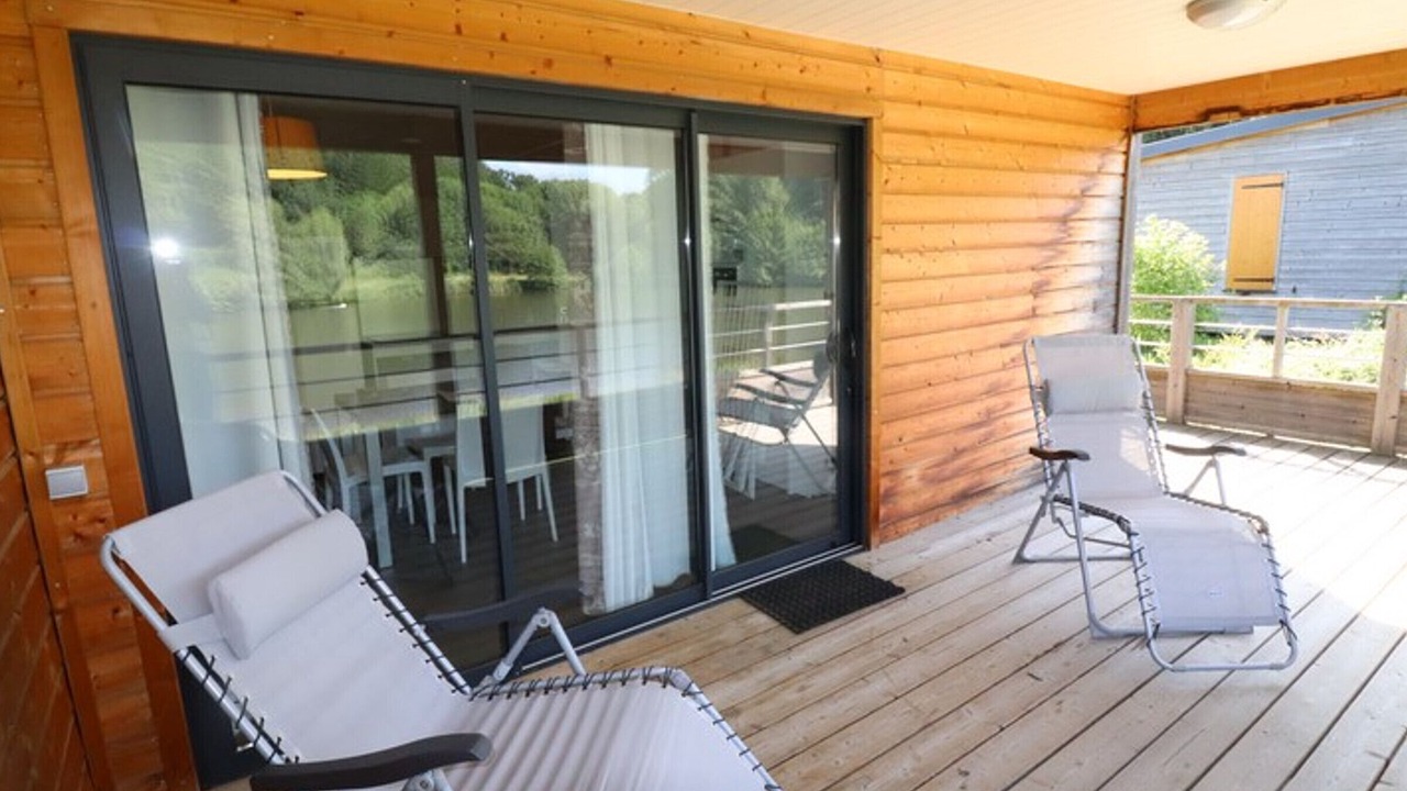 Photo of Patio Balcony in Le Rouget-Pers