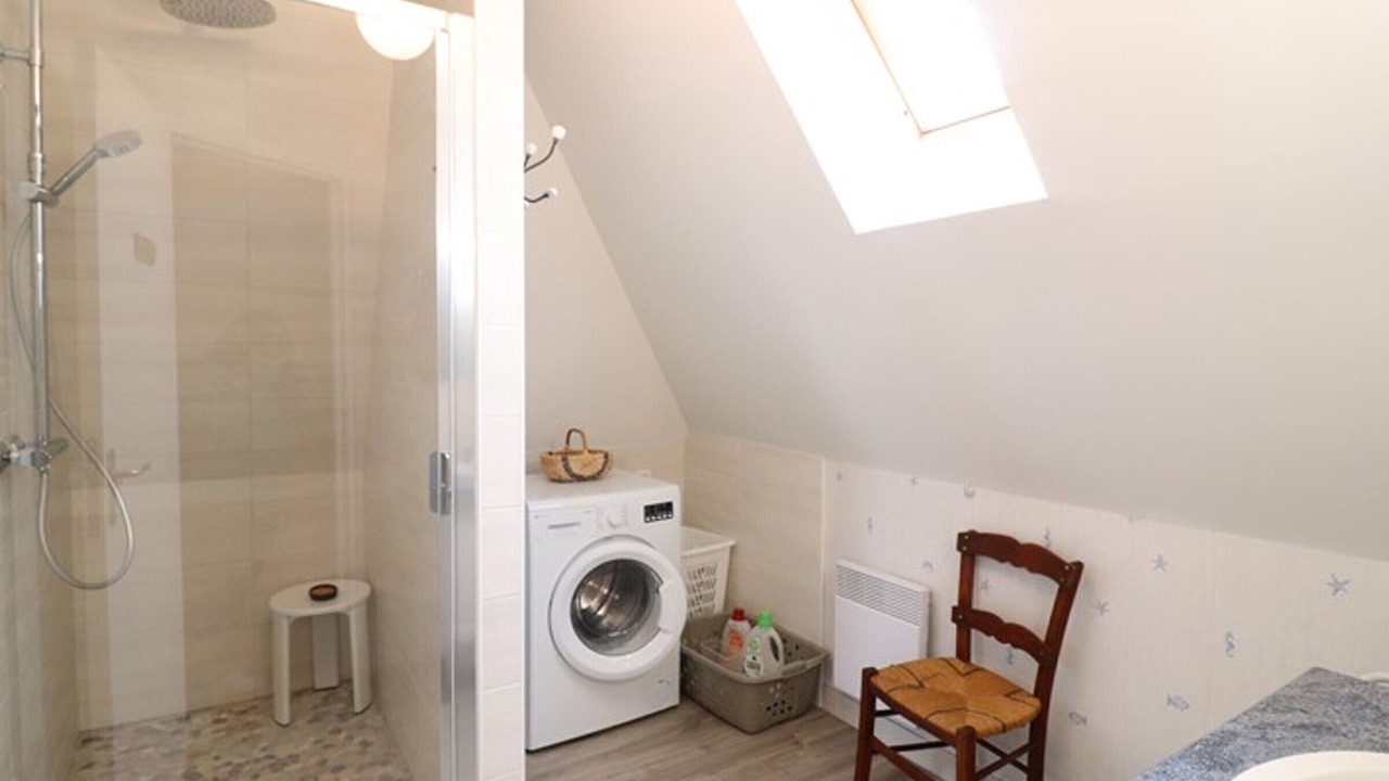Photo of Bathroom in Montsalvy